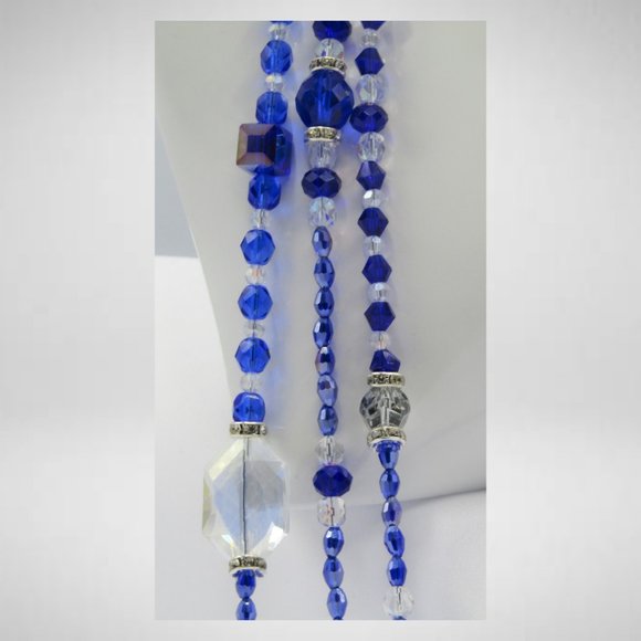 PRINCESS IN BLUE Beaded Jewelry Set - Picture 4 of 6